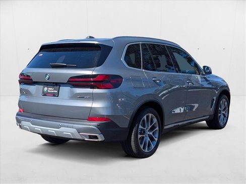 Used 2026 BMW X5 xDrive40i AWD/4WD image 2