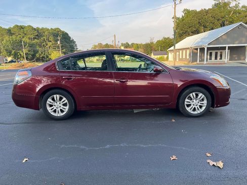 Used 2011 Nissan Altima 2.5 S w/ Convenience Pkg image 9