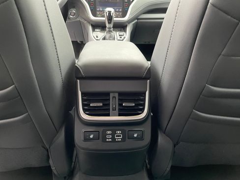 Used 2025 Subaru Outback Touring XT image 23