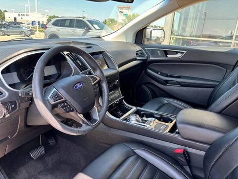 Used 2020 Ford Edge SEL AWD/4WD image 10
