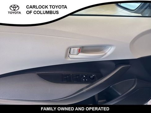 Used 2023 Toyota Corolla LE w/ Carpet Mat Package (TMS) FWD image 11