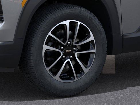 New 2026 Chevrolet TrailBlazer LT w/ LT Cold Weather Package AWD/4WD image 9