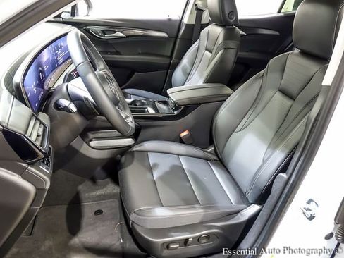 Used 2025 Buick Envision Preferred AWD/4WD image 10