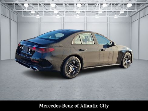 New 2026 Mercedes-Benz E 450 4MATIC image 4