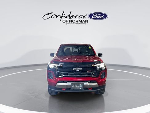 Used 2026 Chevrolet Colorado Z71 w/ Technology Package AWD/4WD image 2