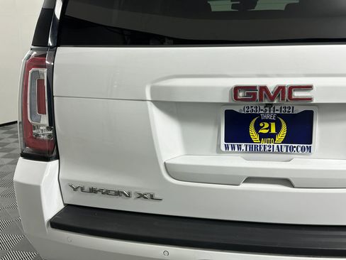 Used 2017 GMC Yukon XL SLT image 25
