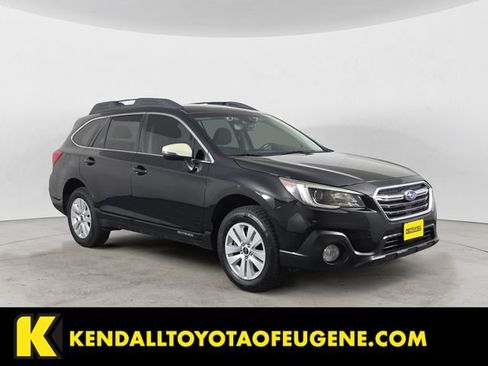 Used 2018 Subaru Outback 2.5i Premium AWD/4WD image 3