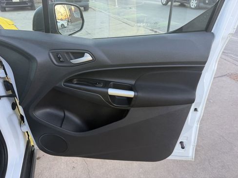 Used 2015 Ford Transit Connect XLT image 19