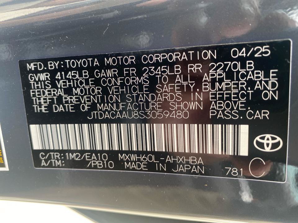 Used 2025 Toyota Prius Limited FWD image 39