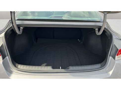 New 2026 Hyundai Elantra SEL Sport Premium FWD image 9