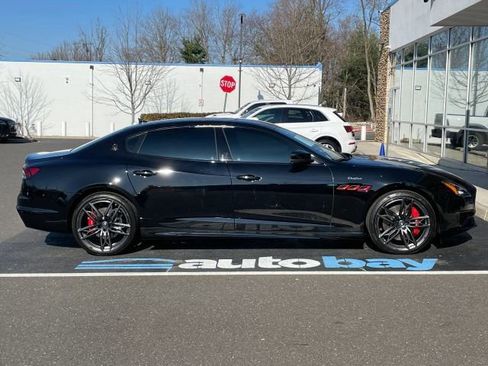 Used 2021 Maserati Quattroporte Trofeo image 18