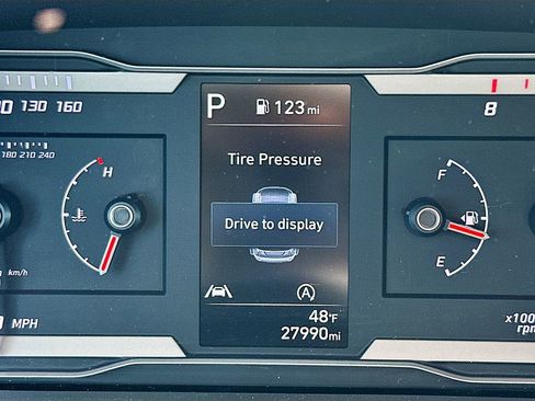 Used 2022 Hyundai Tucson SEL w/ Cargo Package image 17