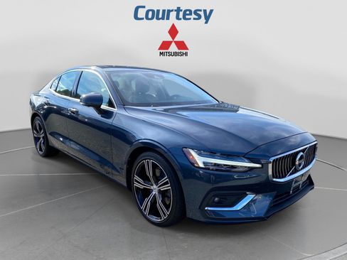 Used 2020 Volvo S60 T5 Inscription FWD image 7