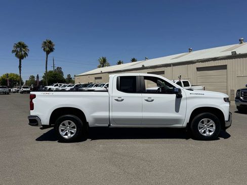 Used 2020 Chevrolet Silverado 1500 LT w/ Bed Protection Package AWD/4WD image 12