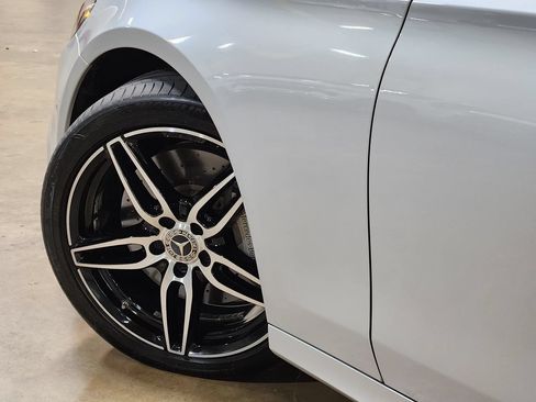 Used 2019 Mercedes-Benz E 450 4MATIC Sedan image 21