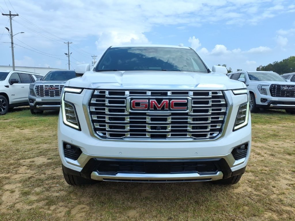 New 2026 GMC Yukon XL Denali w/ Advanced Technology Package AWD/4WD image 2