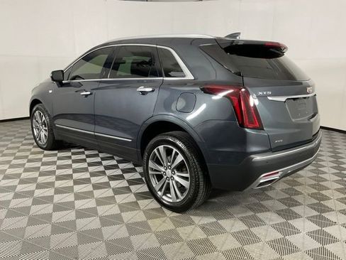 Used 2022 Cadillac XT5 Premium Luxury w/ Technology Package AWD/4WD image 4