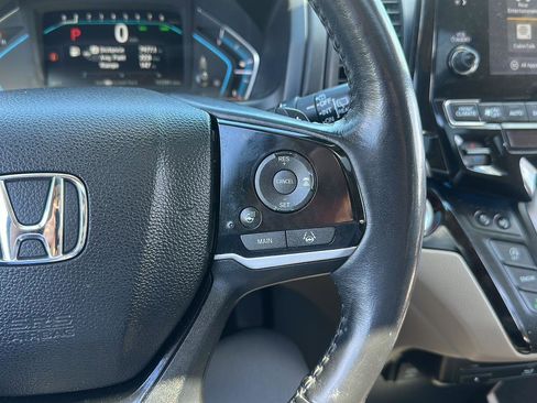 Used 2018 Honda Odyssey Elite image 16