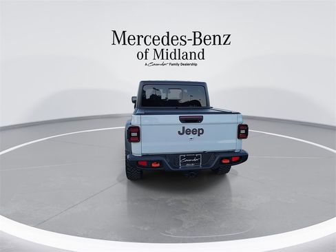 Used 2024 Jeep Gladiator Mojave w/ Technology Group image 7