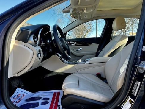 Used 2018 Mercedes-Benz C 300 C 300 image 13