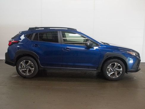 Used 2024 Subaru Crosstrek 2.0i Premium AWD/4WD image 3