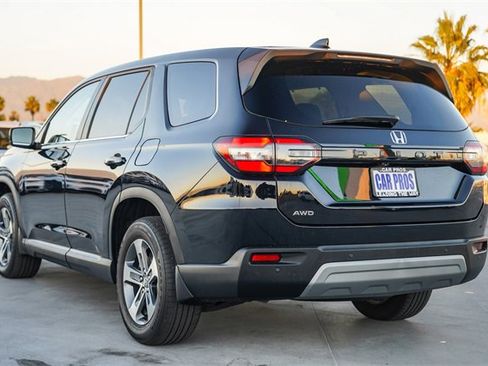 Used 2024 Honda Pilot EX-L image 8