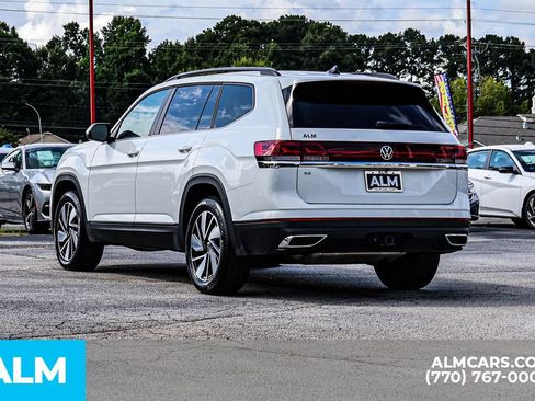 Used 2025 Volkswagen Atlas SE FWD image 7