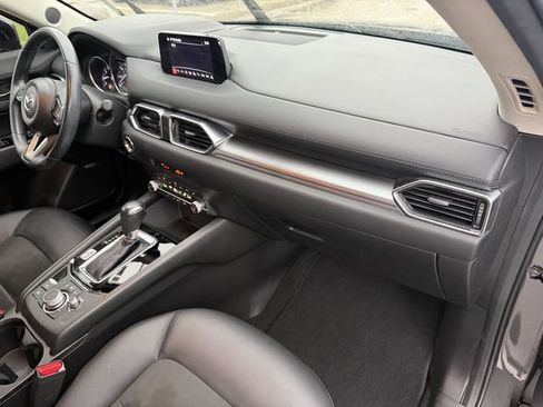 Used 2020 MAZDA CX-5 Touring FWD image 30