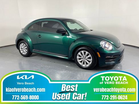 Used 2017 Volkswagen Beetle 1.8T image 1