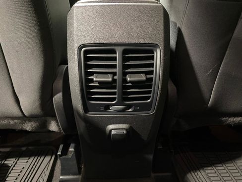 Used 2019 Ford Escape SE AWD/4WD image 14