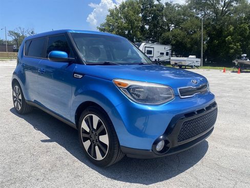 Used 2016 Kia Soul + w/ Designer's Package image 1