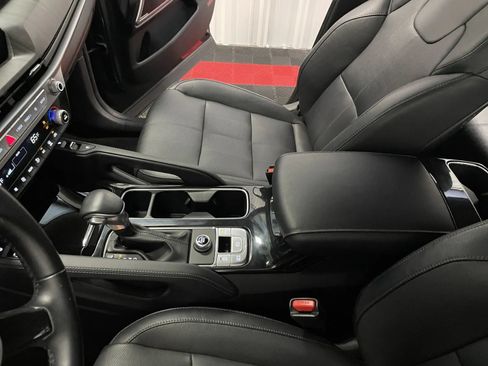 Used 2023 Kia Telluride EX FWD image 31
