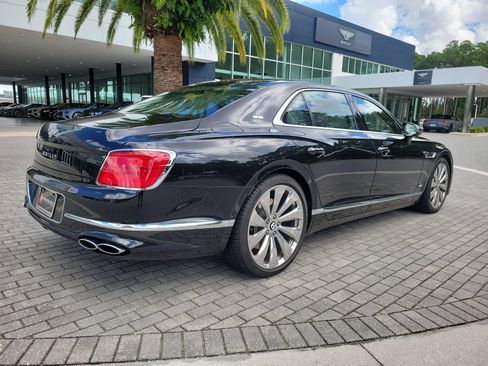 Used 2021 Bentley Flying Spur V8 AWD/4WD image 10