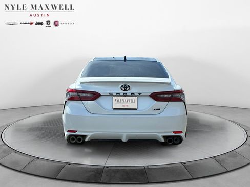 Used 2021 Toyota Camry XSE image 15