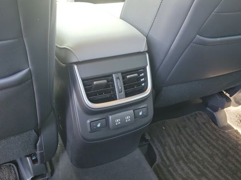 Used 2020 Subaru Outback Limited AWD/4WD image 15