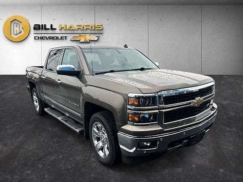 Used 2014 Chevrolet Silverado 1500 LTZ Z71 w/ LTZ Plus Package AWD/4WD image 5