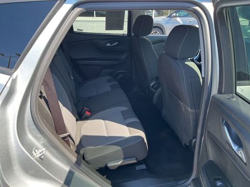 Used 2025 Chevrolet Blazer LT FWD image 15