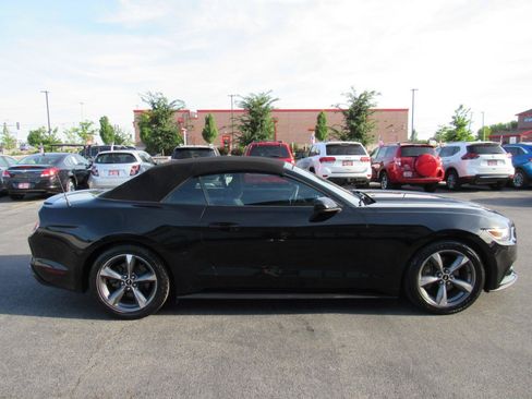 Used 2016 Ford Mustang Convertible w/ Equipment Group 051A RWD image 15