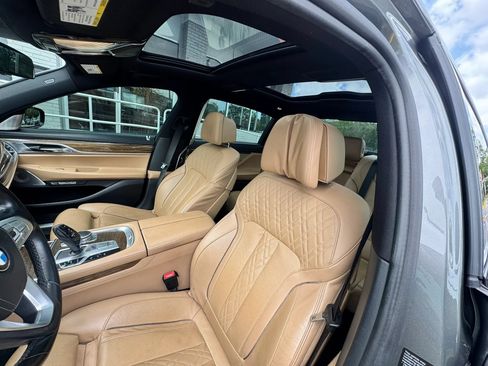 Used 2016 BMW 750i xDrive AWD/4WD image 15