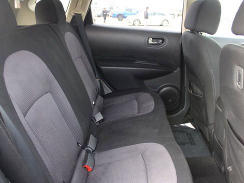 Used 2011 Nissan Rogue SV image 23