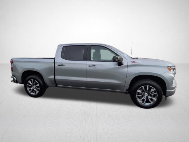 Used 2024 Chevrolet Silverado 1500 RST AWD/4WD image 11