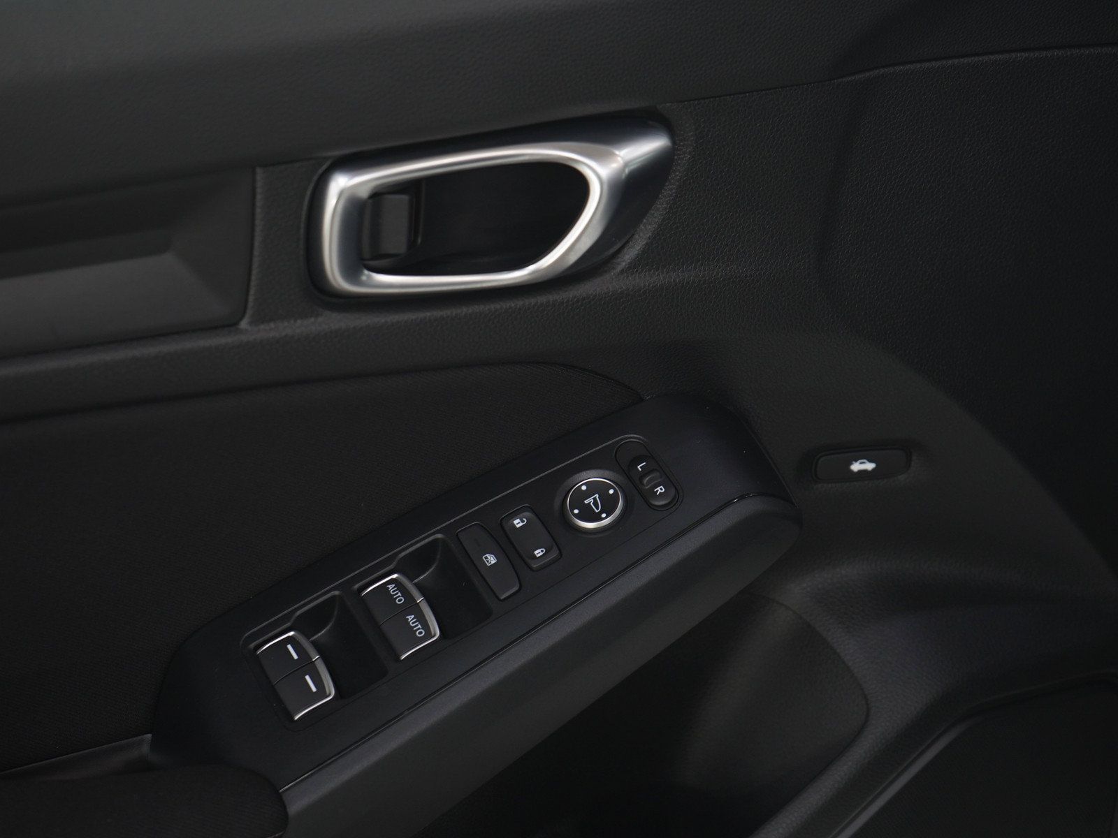 Used 2025 Honda Civic Sport image 20