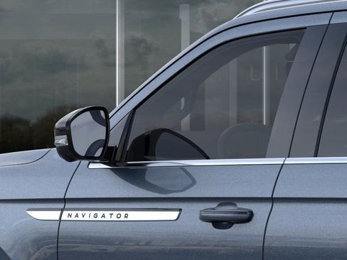 New 2026 Lincoln Navigator Reserve AWD/4WD image 20