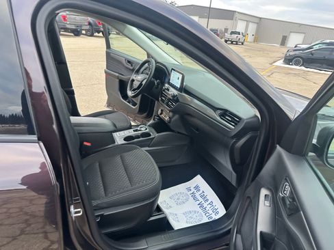Certified 2023 Ford Escape Active image 17