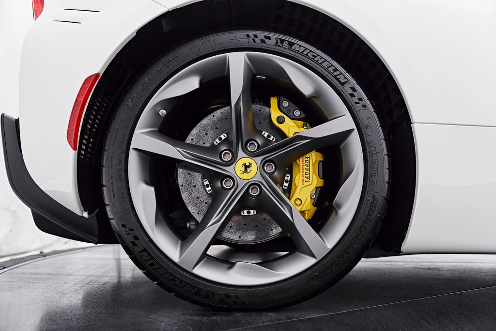 Used 2022 Ferrari SF90 Spider AWD/4WD image 37