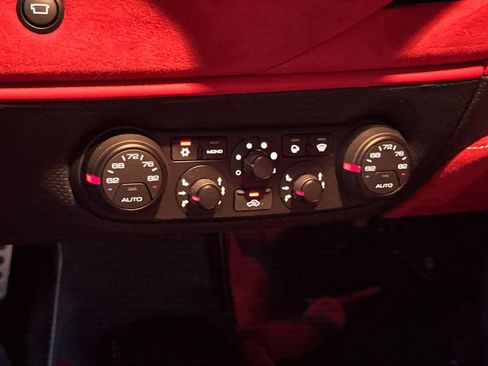 Used 2019 Ferrari 488 Pista Coupe image 23