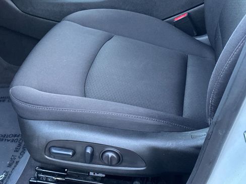 Used 2024 Chevrolet Malibu LT image 5