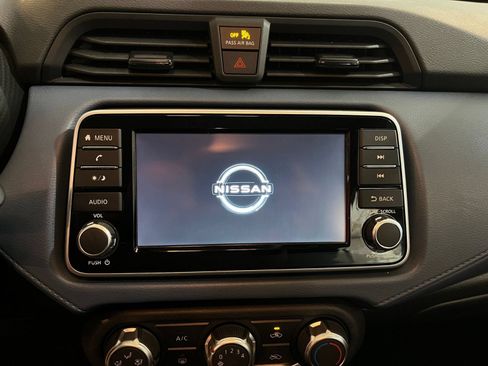 Used 2025 Nissan Versa SV FWD image 20