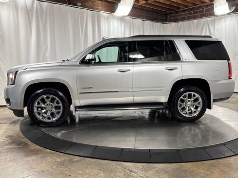 Used 2017 GMC Yukon SLT w/ HD Trailering Package AWD/4WD image 15