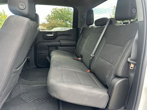 Used 2025 Chevrolet Silverado 1500 Custom Trail Boss w/ Turbomax Blackout Package AWD/4WD image 21